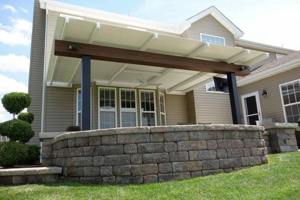 Residential Louvered Roof MN